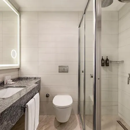 Ramada Bywyndham Umraniye Hotel 4*