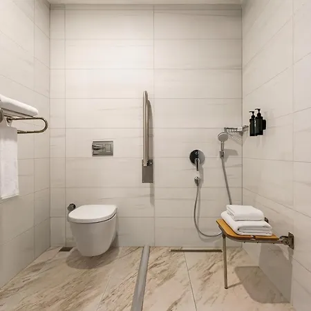 Hotel Ramada Bywyndham Umraniye 4*